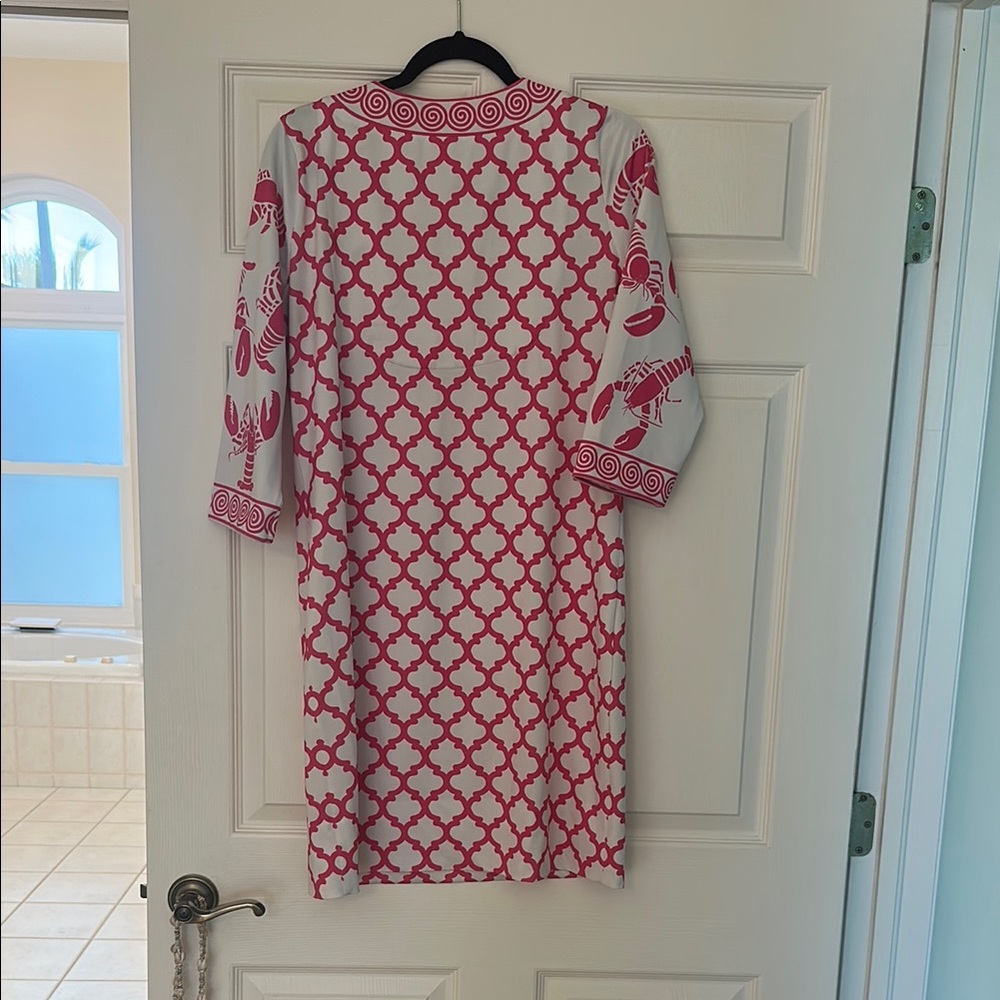 Gretchen Scott Pink Sheath Dress with 3/4 Sleeves and V-Neck - Picture 2 of 3